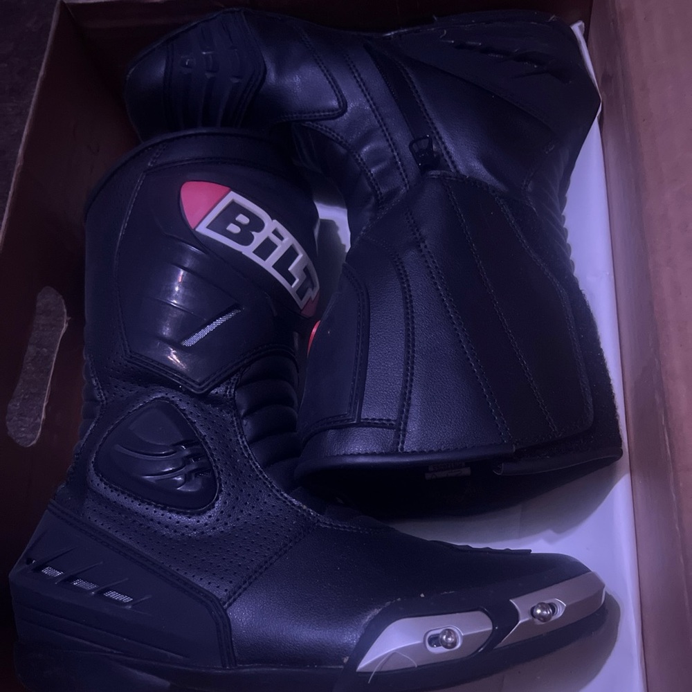 BILT MOTORCYCLE BOOTS SIZE 9
